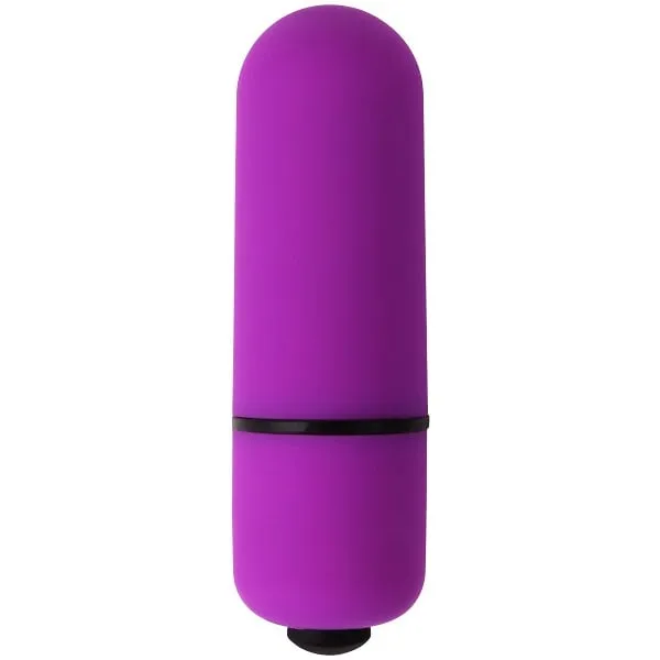 My First Love Mini Bullet violettina pienenä luotina valkoisella taustalla